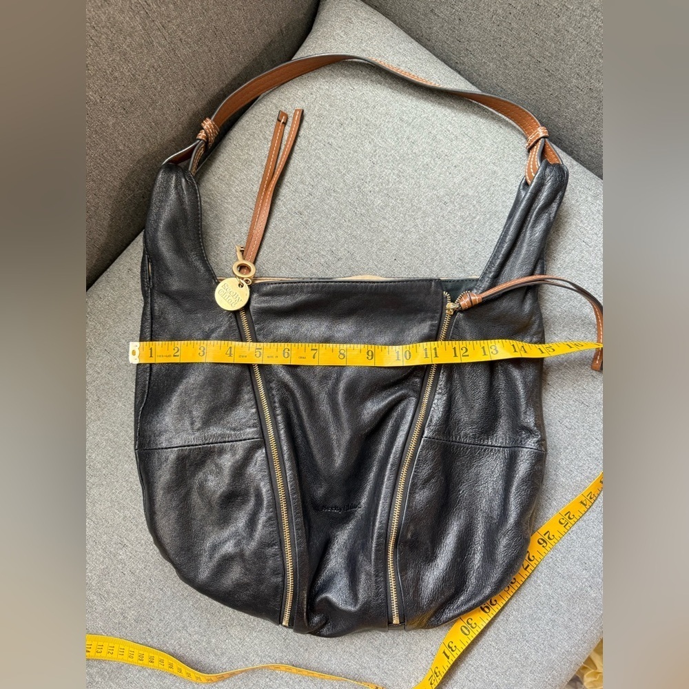 See By Chloé Indra hobo bag Black - Picture 13 of 13